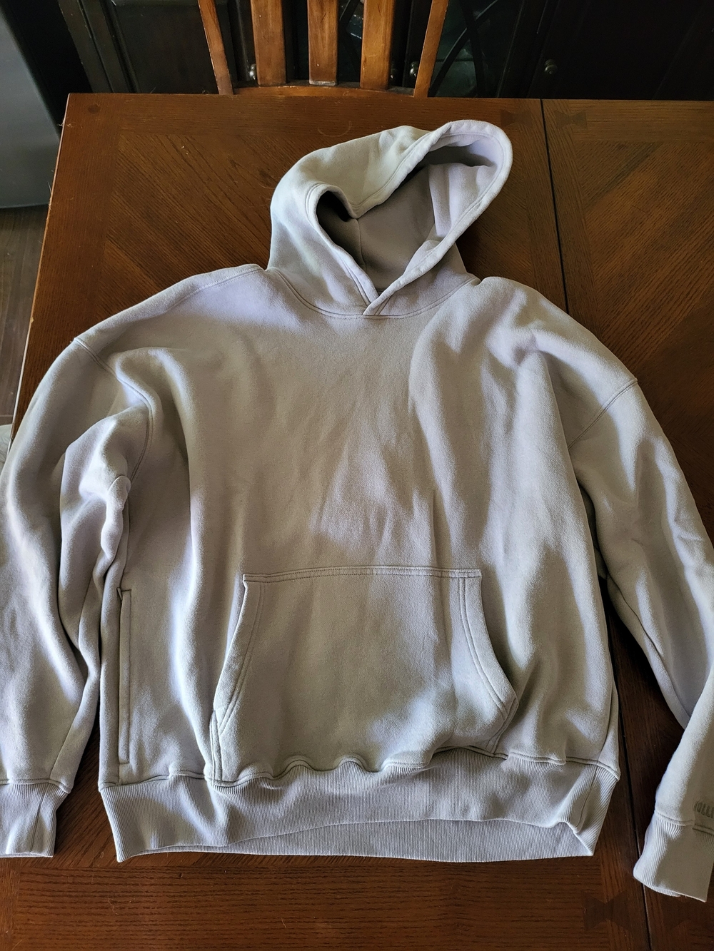 Hollister Men’s XL Boxy Fit Gray Hoodie